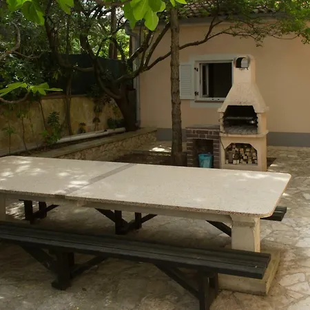 Apartment Pucarin